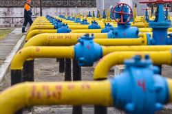 Ukraine tuyên bố dừng vận chuyển 1/3 khí đốt Nga sang châu Âu, Gazprom nói gì?