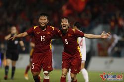 HLV Mai Đức Chung lệnh tuyển nữ Việt Nam quên đi chiến thắng