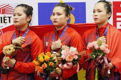 3 cô gái giành HCV Pencak Silat đầu tiên cho Việt Nam tại SEA Games 31: Luôn thi đấu thật Fair Play
