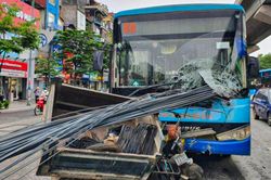 Sở GTVT Hà Nội 'siết' hoạt động xe ba bánh, xe tự chế