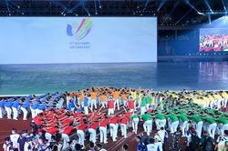 Sân vận động quốc gia Mỹ Đình nhộn nhịp trước giờ khai mạc SEA Games 31
