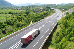 Khơi thông điểm nghẽn trong quản lý, khai thác đường cao tốc