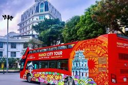 Miễn phí xe buýt 2 tầng cho đại biểu tham dự SEA Games 31