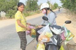Nghề 'hai sọt'