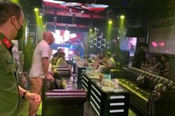 Nhiều quán bar phố cổ là 'ổ' ma túy, bóng cười