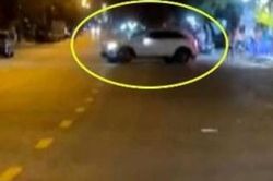 Tài xế Mercedes dùng xe truy sát người đàn ông sau va chạm ở TP Phan Thiết: Có dấu hiệu của tội 'Giết người'