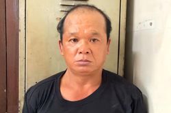 Nghi phạm trộm hàng chục nắp chắn rác cầu Thủ Thiêm bị bắt