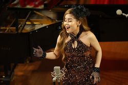 Tài năng opera Hương Ly tốt nghiệp cao học với điểm tuyệt đối