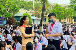 Tôi sẽ luôn nhẹ chân ga khi ra đường