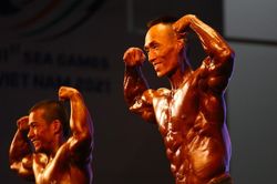 Lực sỹ Việt khoe cơ bắp cuồn cuộn, đoạt huy chương SEA Games