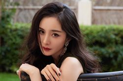 Nghệ sĩ Trung Quốc điêu đứng vì fan