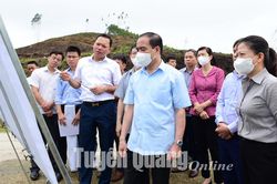Thường trực Tỉnh ủy kiểm tra thực địa Dự án đường cao tốc Tuyên Quang - Hà Giang