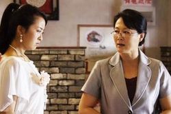 Mẹ chồng đứng không vững khi phát hiện bộ mặt thật của con dâu