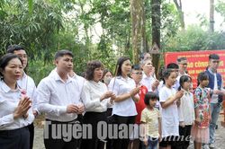 Ban Tuyên giáo Tỉnh ủy dâng hương tại Khu di tích Quốc gia đặc biệt Tân Trào