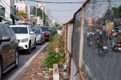 Người dân vui khi nghe tiếng... khoan cọc nhồi, máy xúc cào đất