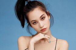 Trải nghiệm tồi tệ trong buổi chụp hình nude của diễn viên Nhật Bản