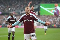 Thể thao Thể thao Sẩy chân trước West Ham, Man xanh lỡ cơ hội định đoạt chức vô địch