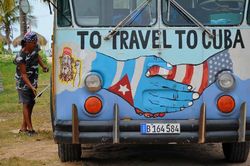 Mỹ nới lỏng một số hạn chế, Cuba hoan nghênh 'bước tiến đúng hướng'