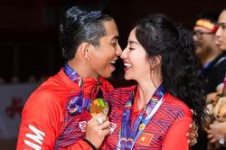 Nữ kiện tướng dancesport Khánh Thi vỡ òa khi Phan Hiển lập kỷ lục SEA Games