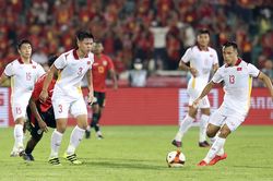 Danh thủ Hồng Sơn: 'U23 Việt Nam cần nhiều phương án trước Malaysia'