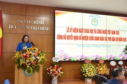 Tăng cường đào tạo kết hợp nghiên cứu khoa học