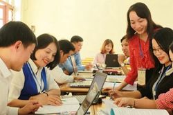 Triển khai Chương trình mới: Tăng cường năng lực đội ngũ, bảo đảm cung ứng đủ SGK
