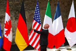 Điện Kremlin cáo buộc G7 dùng tài sản đóng băng của Nga chuyển cho Ukraine là 'ăn cắp'