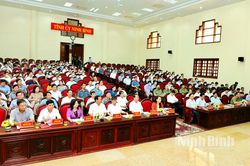 Quán triệt và triển khai thực hiện Nghị quyết của Bộ Chính trị về quy hoạch, phát triển đô thị Việt Nam