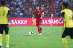 U23 Việt Nam 1-0 U23 Malaysia: Hùng Dũng vẫn luôn là cánh chim không mỏi