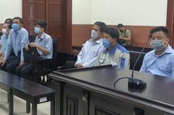 Phúc thẩm vụ sập tường 7 người chết: Sửa án treo sang án tù với 4 bị cáo
