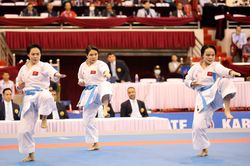 Kata đồng đội nữ mang về thêm một huy chương Vàng cho karate Việt Nam