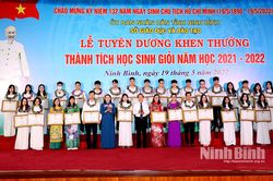 Lễ tuyên dương, khen thưởng thành tích học sinh giỏi năm học 2021-2022