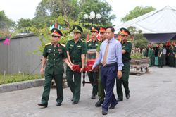 Truy điệu và an táng các liệt sĩ hy sinh tại Lào