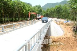 Những cây cầu mới trên đường nông thôn