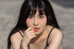 Han Sara rời công ty Đông Nhi