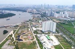 Trúng đấu giá đất sau 16 năm vẫn chưa có mặt bằng 'sạch'
