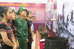 Đời sống Đời sống Say mê nghiên cứu về di sản của Bác