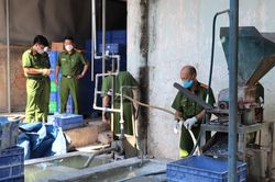 Công ty Bóng đèn Điện Quang rút kinh nghiệm sâu sắc về việc chôn chất thải gây ô nhiễm môi trường