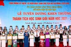 Ninh Bình tuyên dương, khen thưởng thành tích học sinh giỏi năm học 2021-2022