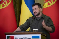 Tổng thống Zelensky tiết lộ số binh sĩ Ukraine, nói Kiev không chấp nhận quy chế 'phòng chờ' khi gia nhập EU
