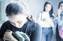 Ám ảnh 'con nhà người ta' và áp lực đồng trang lứa