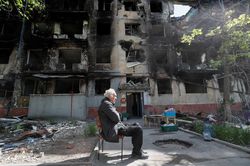 Người dân Mariupol: 'Tôi không còn gì'