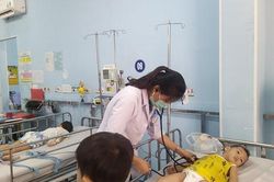 TP HCM: Bệnh tay chân miệng có nguy cơ bùng phát
