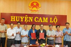 Thêm một doanh nghiệp cam kết hỗ trợ huyện Cam Lộ xuất khẩu dược liệu sang Mỹ