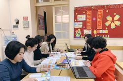 Hà Nội chọn sách giáo khoa lớp 7, lớp 10 từ nhiều bộ sách