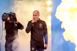 PSG ủ mưu đánh cắp Pep Guardiola khỏi Man City