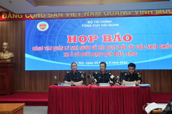 Tổng cục Hải quan siết chặt quản lý ô tô nhập khẩu dưới dạng quà biếu tặng theo hướng nào?