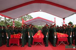An táng 103 hài cốt liệt sĩ quân tình nguyện, chuyên gia Việt Nam hy sinh ở Lào