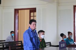 Dùng gậy đánh cháu tử vong vì không nghe lời