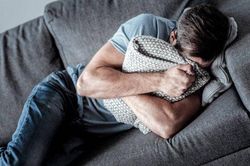 Nghi vợ ngoại tình, cho con trai xét nghiệm ADN thì phát hiện sự thật kinh thiên động địa